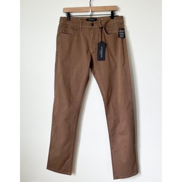 NWT Liverpool The Relaxed Straight Brown Pant Jean Mens 31x34 Casual Fall Preppy - Picture 1 of 11